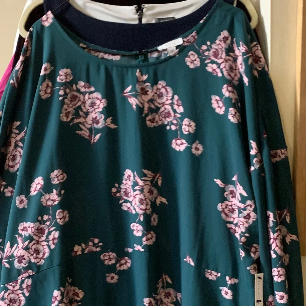 Leith Teal Floral Long-Sleeve Tunic with Pink Flowers. NWT. 3X - Picture 5 of 16